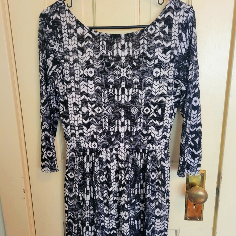 Lily Rose Geometric Dress